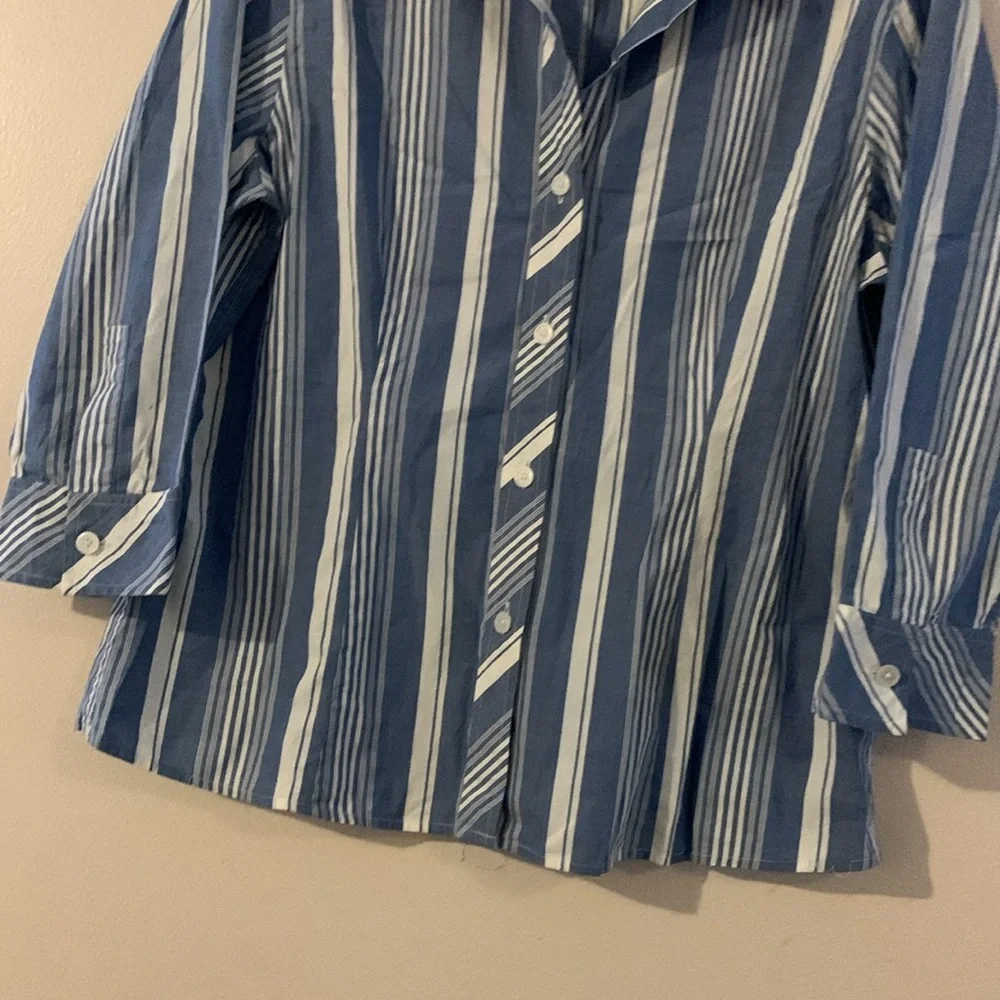 MICHAEL Michael Kors - Blue & White Striped Button Down Shirt - Women’s Size 10 - Picture 3 of 7